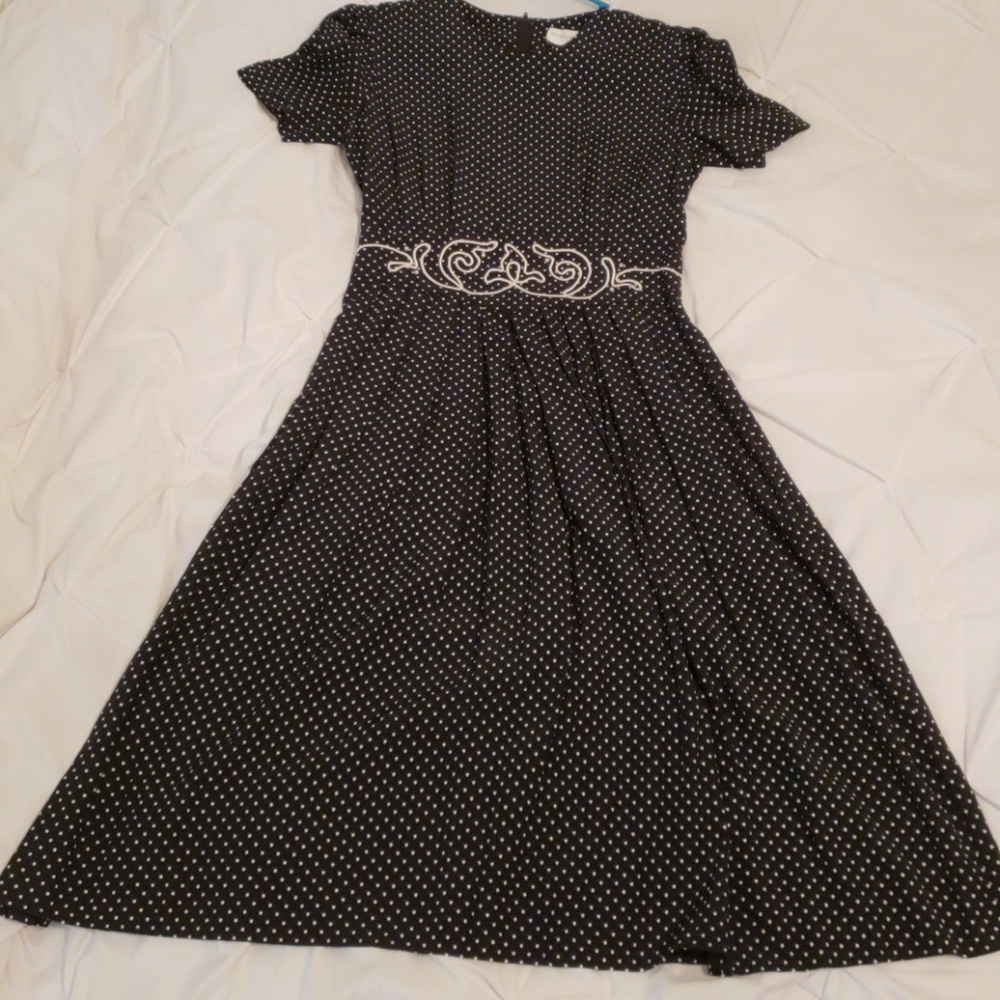 1940s/1950s black with white polka dots dress